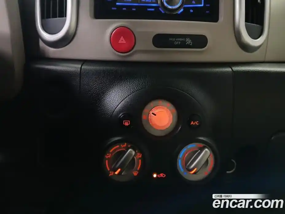 Nissan Cube 2011 1.8 Автомат в Москве № 406106, фото 14