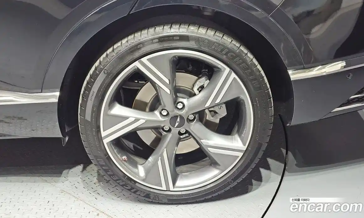 Genesis GV80 2024 2.5 Автомат в Москве № 418828, фото 5