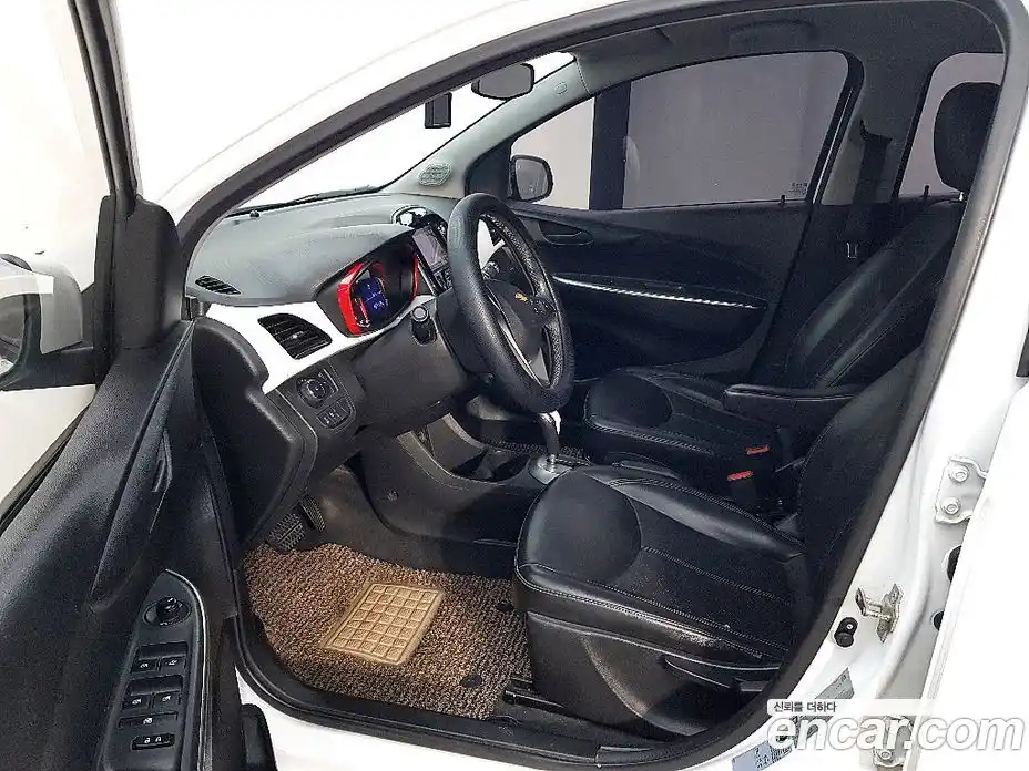 Chevrolet Spark 2016 1.0 Автомат в Москве № 419932, фото 8