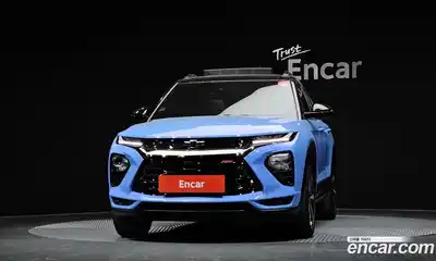 Chevrolet TrailBlazer 2023 1.3 Автомат в Москве № 422130, миниатюра 3