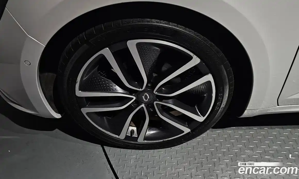 Renault SM6 2016 1.6 Автомат в Москве № 423304, фото 5