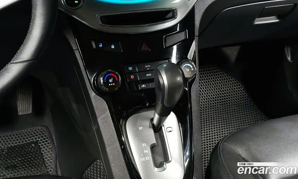 Chevrolet Orlando 2015 2.0 Автомат в Москве № 42414, фото 11