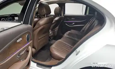 Mercedes-Benz E-Class 2017 2.0 Автомат в Москве № 428070, миниатюра 12