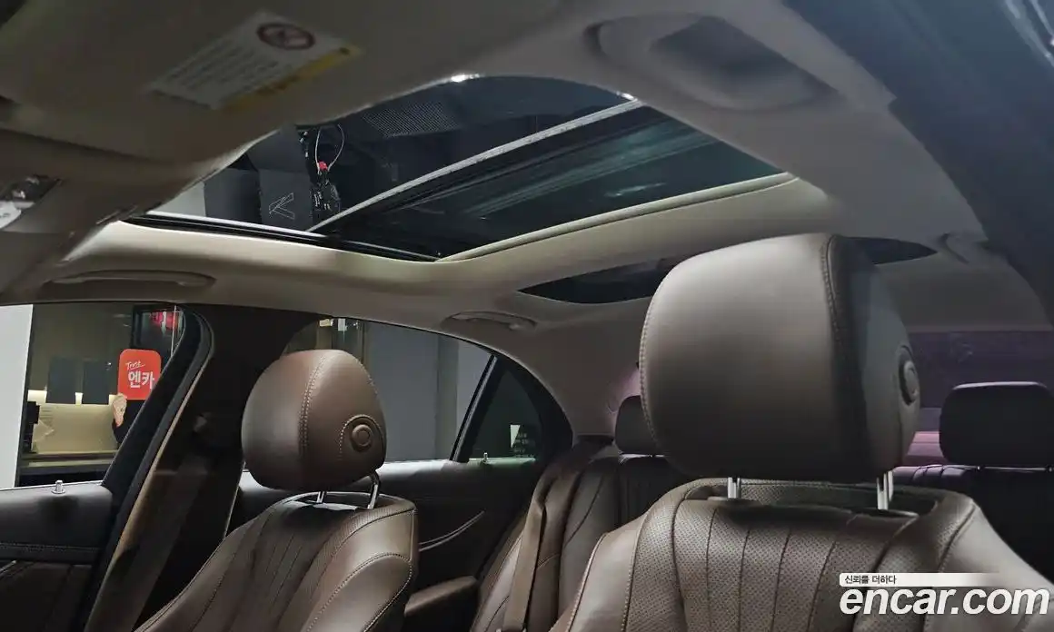 Mercedes-Benz E-Class 2017 2.0 Автомат в Москве № 428070, фото 19