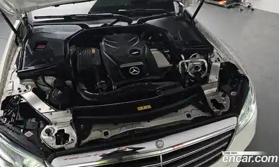 Mercedes-Benz E-Class 2017 2.0 Автомат в Москве № 428070, миниатюра 6