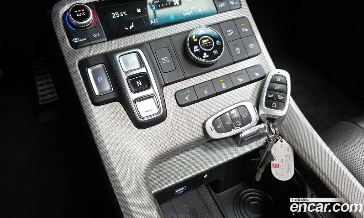 Hyundai Palisade 2023 3.8 Автомат в Москве № 42958, фото 9