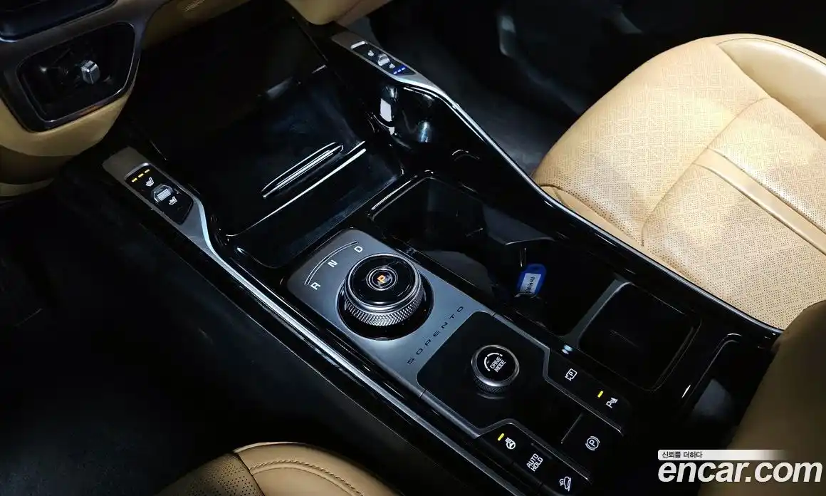 Kia Sorento 2021 1.6 Автомат в Москве № 451798, фото 9