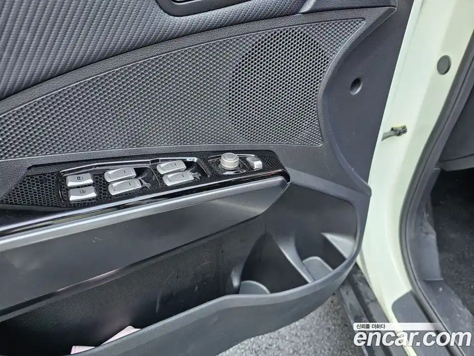 SsangYong TIBOLI 2016 1.6 Автомат в Москве № 454271, фото 15