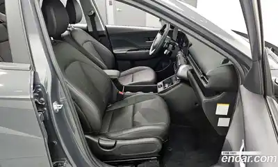 Hyundai Kona 2023 1.6 Автомат в Москве № 457361, миниатюра 12