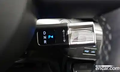 Hyundai Kona 2023 1.6 Автомат в Москве № 457361, миниатюра 9