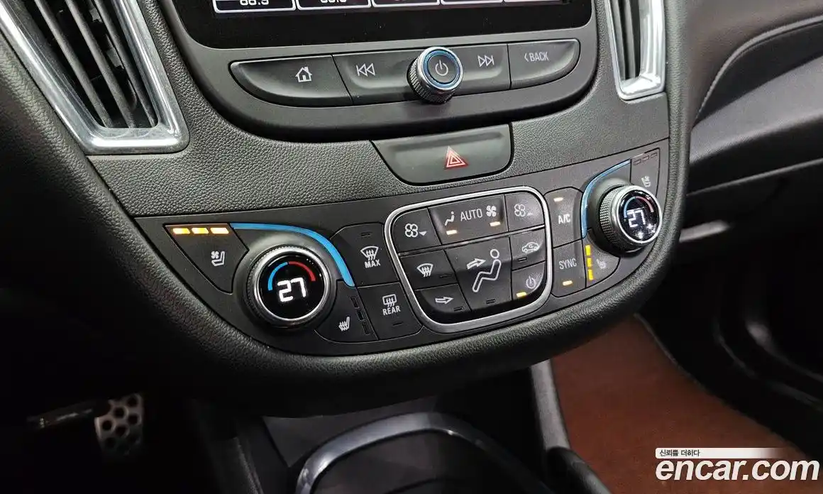 Chevrolet Malibu 2017 2.0 Автомат в Москве № 462748, фото 15