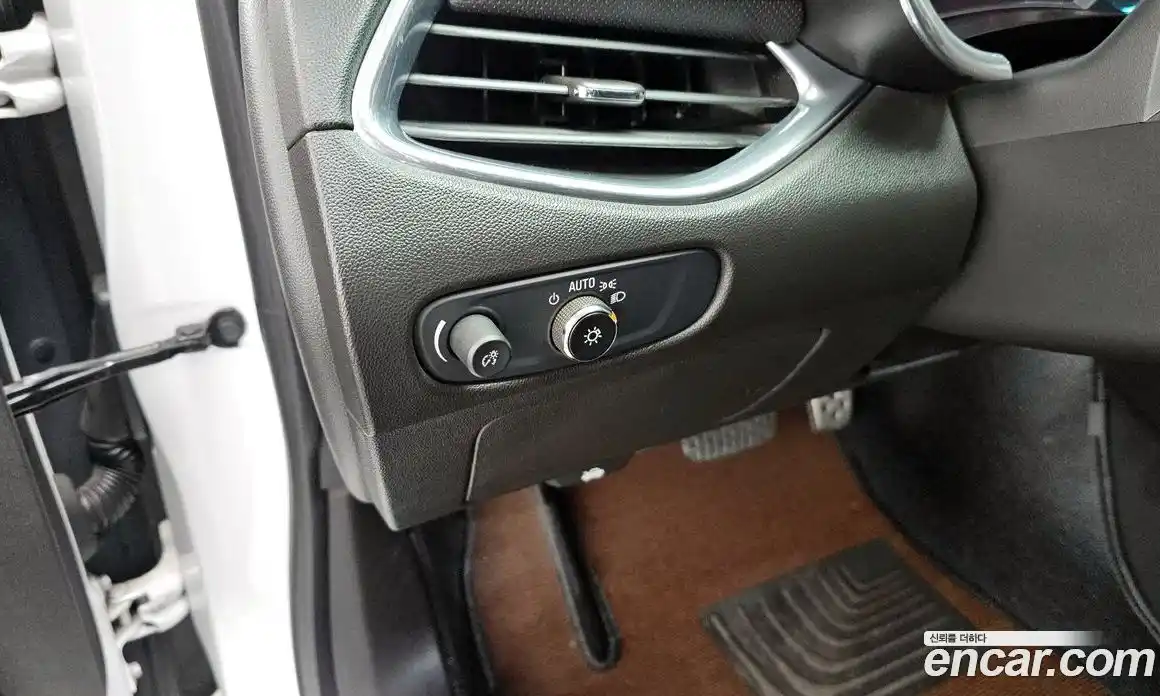 Chevrolet Malibu 2017 2.0 Автомат в Москве № 462748, фото 19