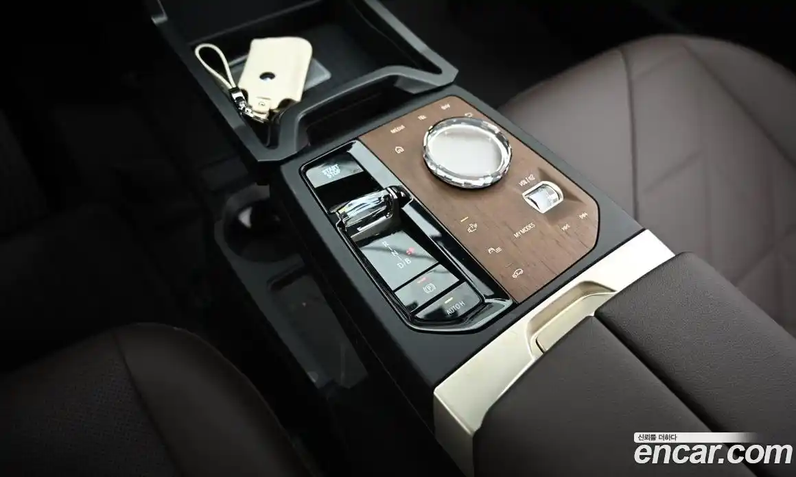 BMW iX 2025 0.3 Автомат в Москве № 463985, фото 9