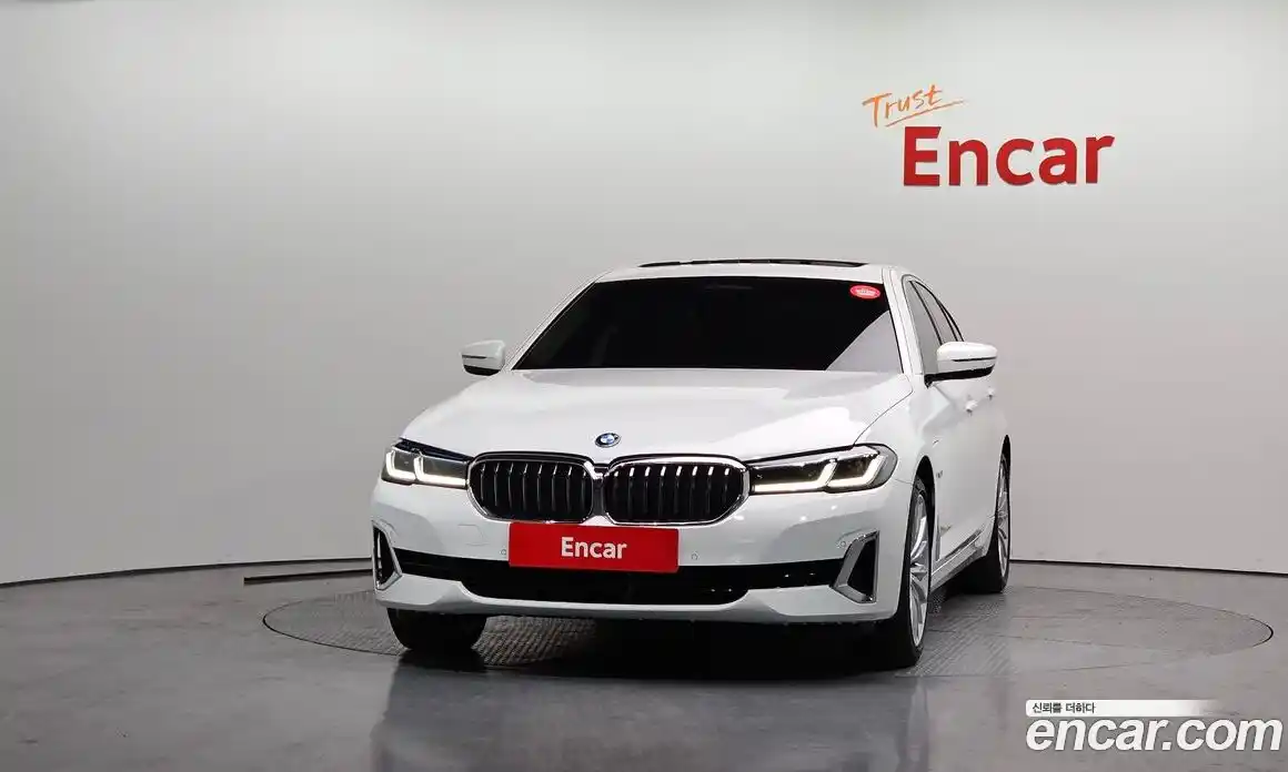 BMW 5-Series 2023 2.0 Автомат в Москве № 464134, фото 3