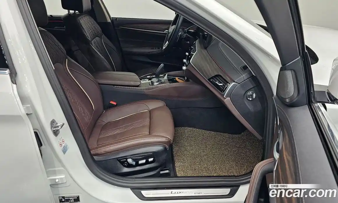 BMW 5-Series 2023 2.0 Автомат в Москве № 464134, фото 10