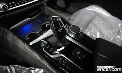 BMW 5-Series 2020 2.0 Автомат в Москве № 464366, миниатюра 9