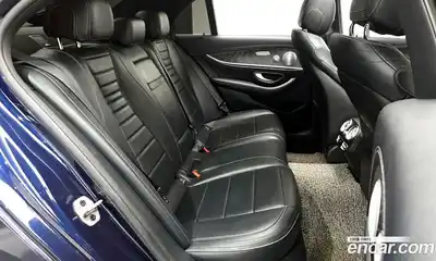 Mercedes-Benz E-Class 2021 2.0 Автомат в Москве № 467578, миниатюра 12