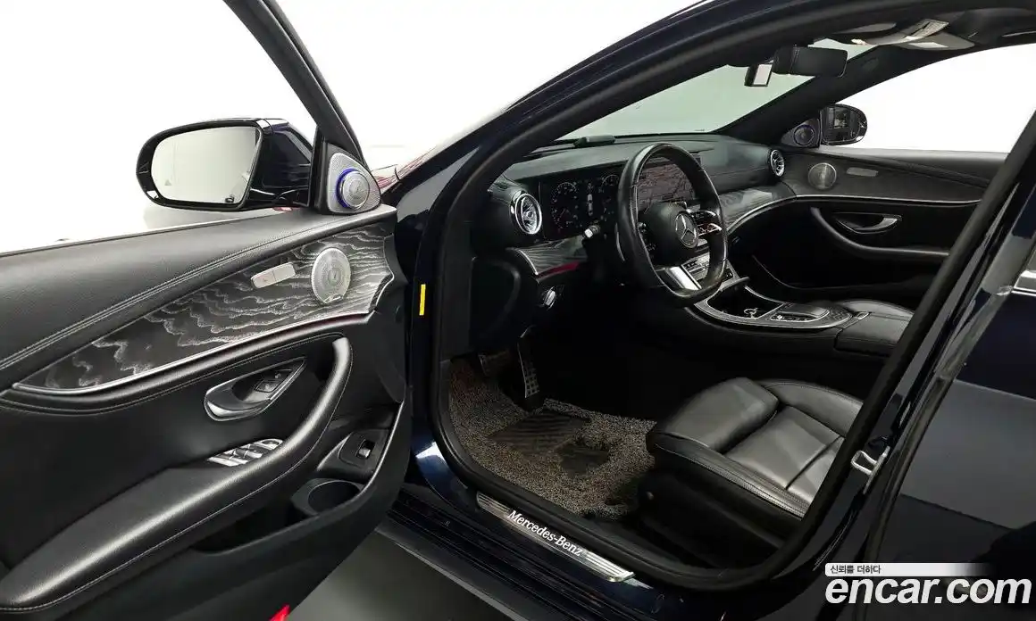 Mercedes-Benz E-Class 2021 2.0 Автомат в Москве № 467578, фото 10