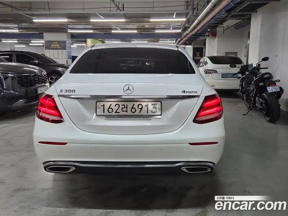 Mercedes-Benz E-Class 2019 2.0 Автомат в Москве № 468085, фото 4