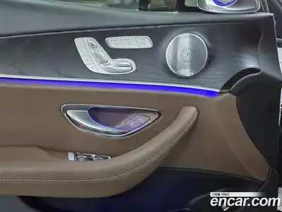 Mercedes-Benz E-Class 2019 2.0 Автомат в Москве № 468085, миниатюра 5