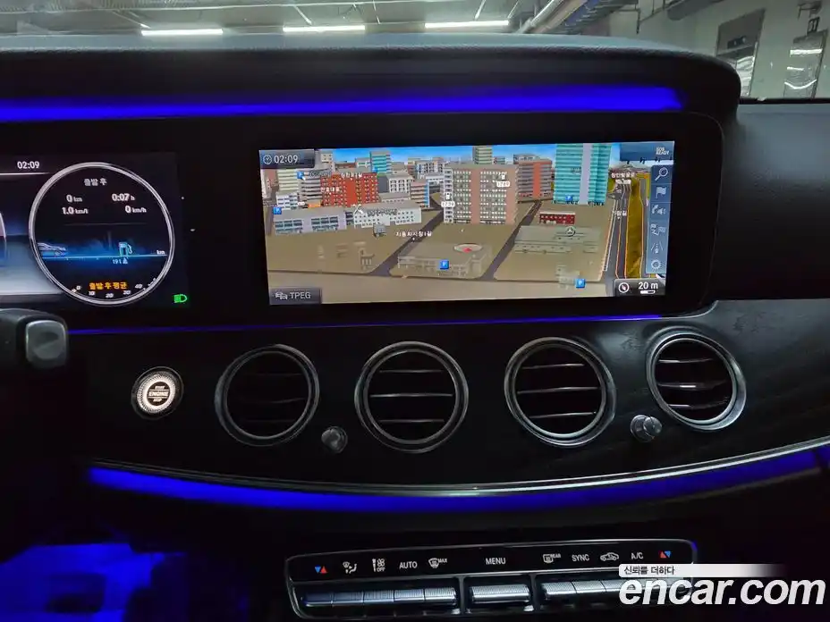 Mercedes-Benz E-Class 2019 2.0 Автомат в Москве № 468085, фото 10