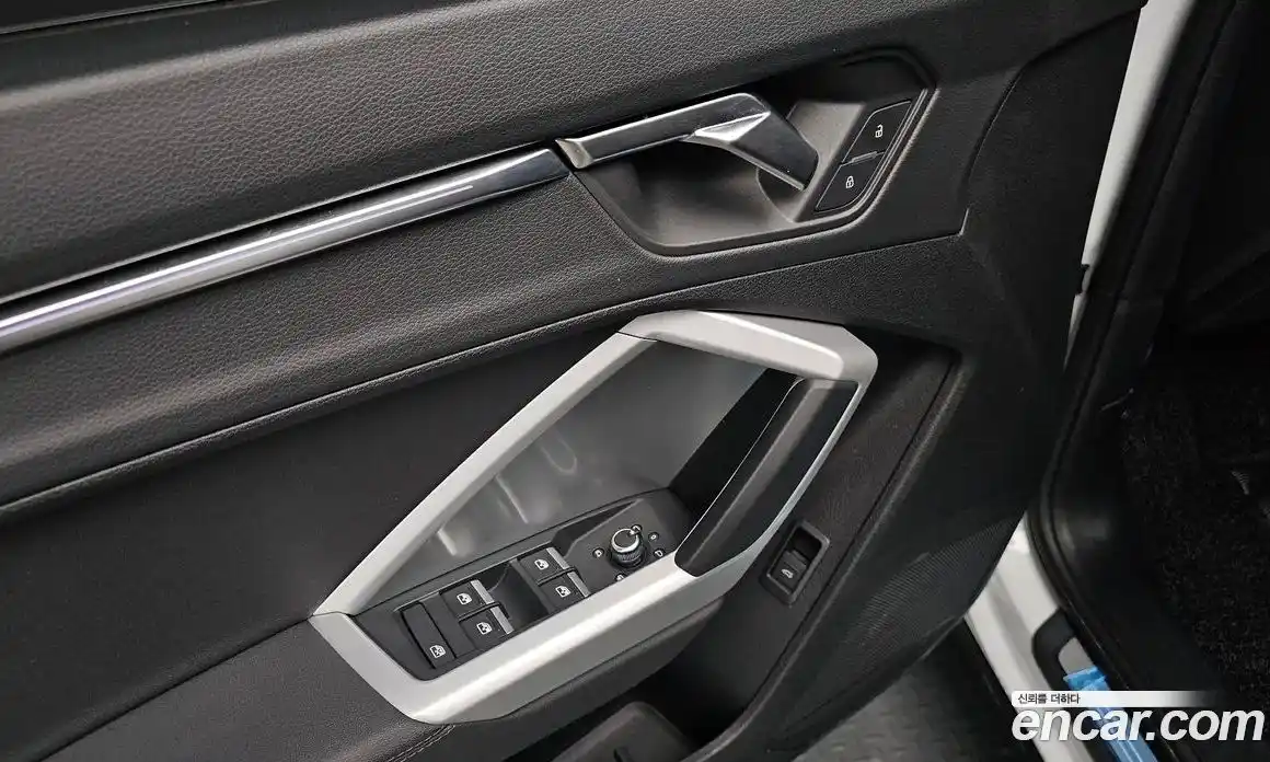 Audi Q3 2024 2.0 Автомат в Москве № 468373, фото 17