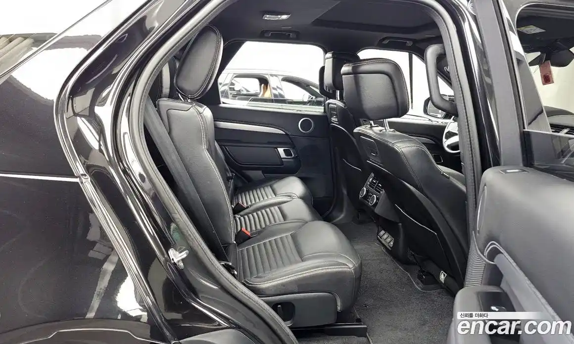 Land Rover Discovery 2022 3.0 Автомат в Москве № 471060, фото 12