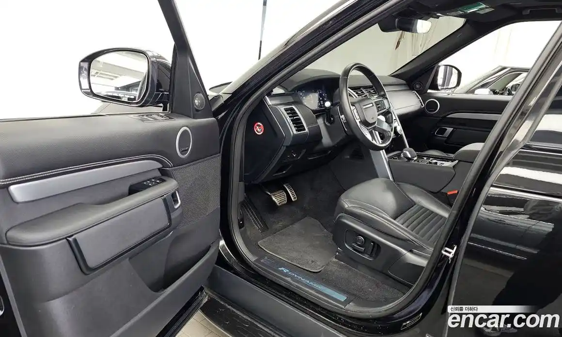 Land Rover Discovery 2022 3.0 Автомат в Москве № 471060, фото 10