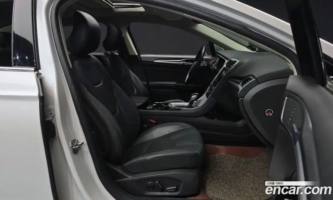 Ford Mondeo 2015 2.0 Автомат в Москве № 473771, фото 11