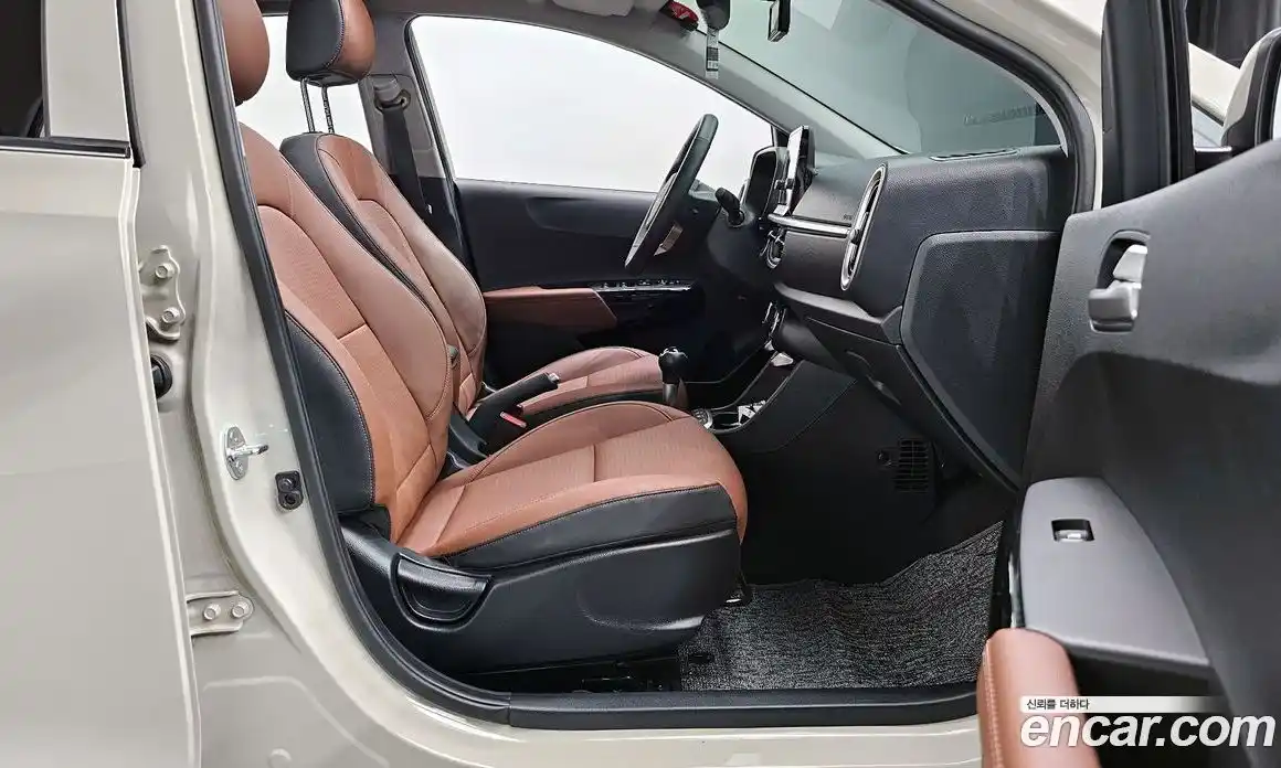 Kia Morning 2024 1.0 Автомат в Москве № 5128, фото 16