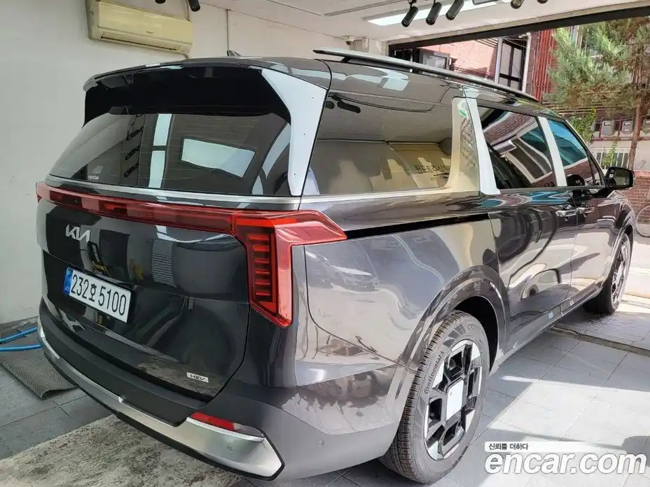 Kia Canival 2026 1.6 Автомат в Москве № 54781, фото 3