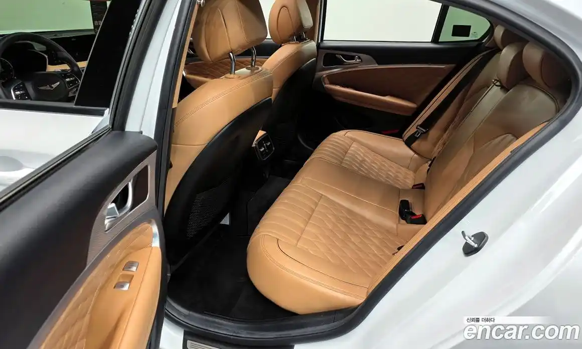 Genesis G70 2023 2.0 Автомат в Москве № 56825, фото 15