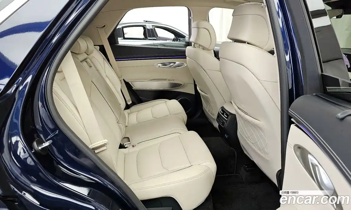 Genesis GV70 2025 2.5 Автомат в Москве № 57055, фото 19