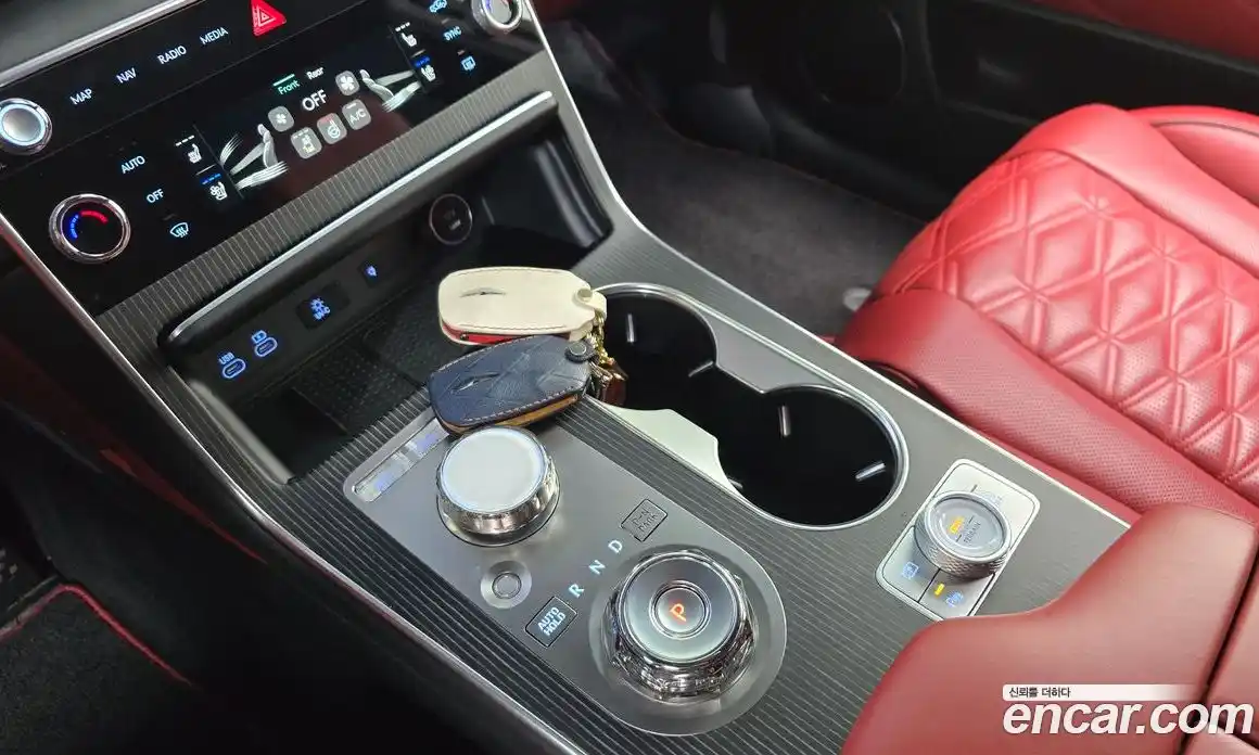 Genesis GV80 2024 2.5 Автомат в Москве № 58173, фото 18