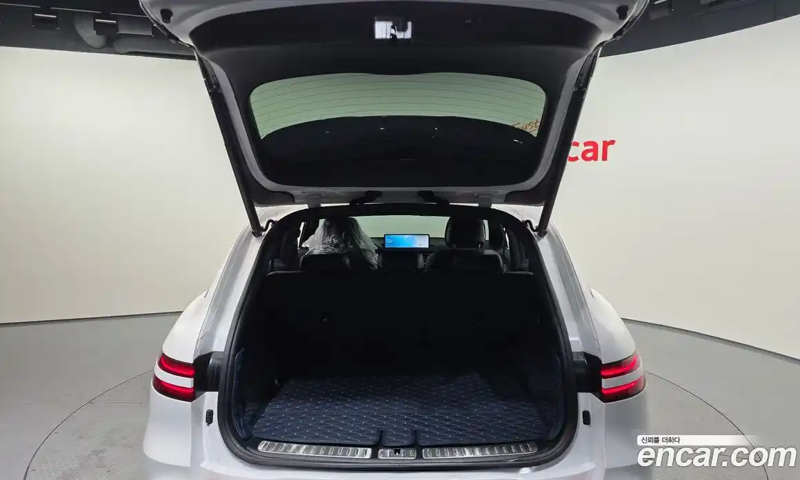 Genesis GV70 2023 2.5 Автомат в Москве № 58279, фото 9