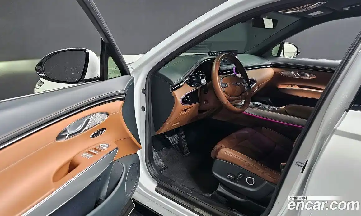 Genesis GV70 2024 2.5 Автомат в Москве № 58342, фото 3