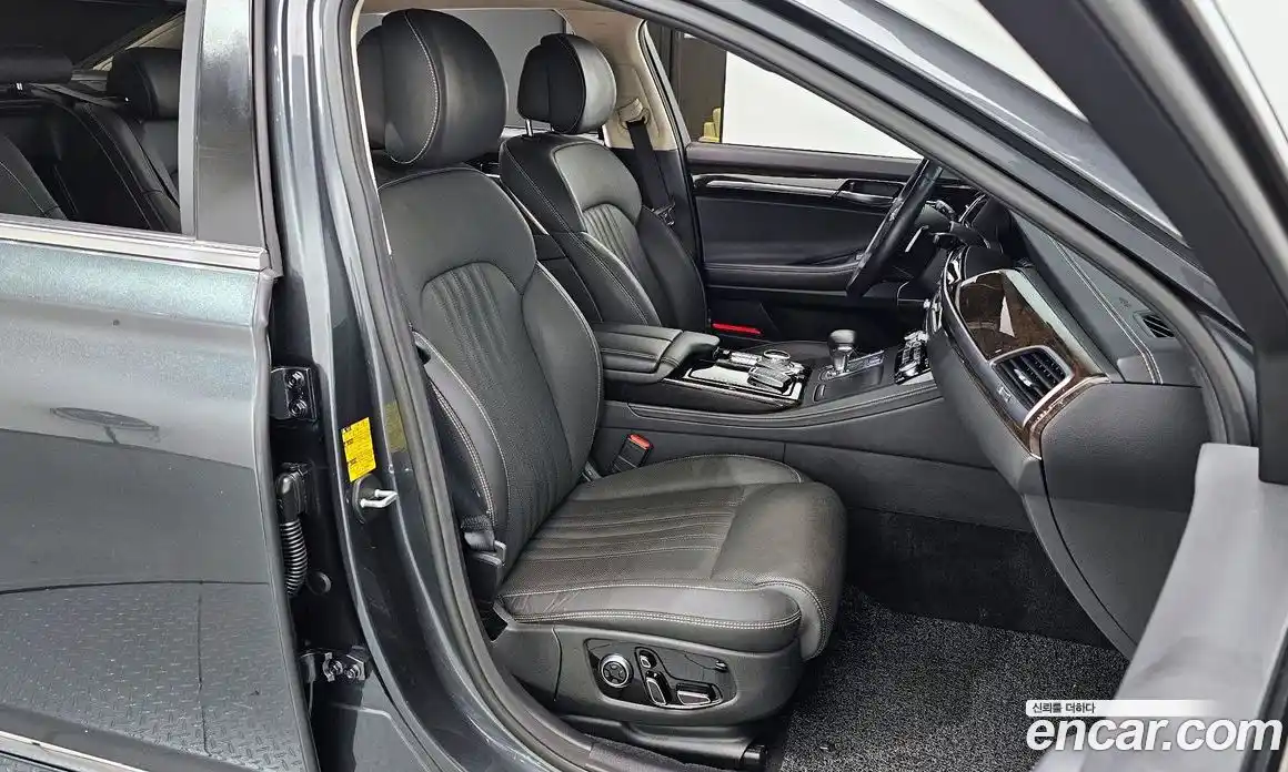 Genesis G90 2019 3.8 Автомат в Москве № 58971, фото 12