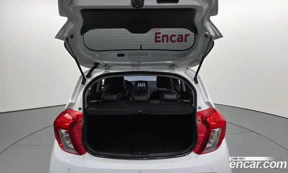 Chevrolet Spark 2017 1.0 Автомат в Москве № 96440, фото 9