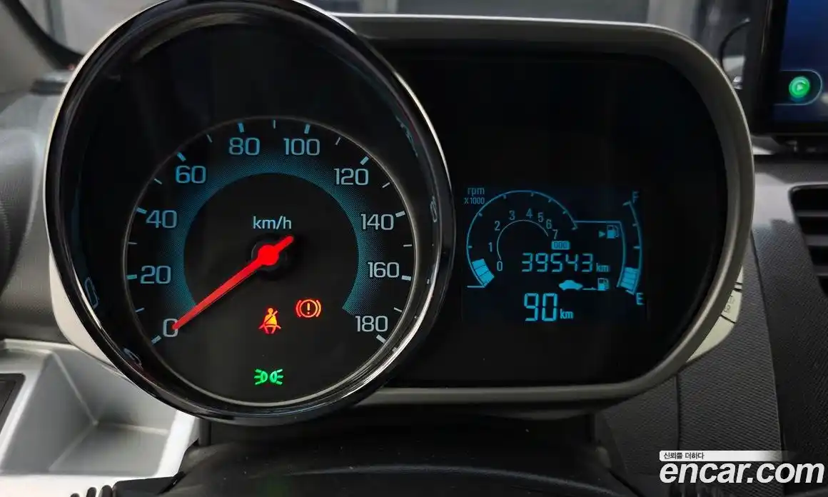 Chevrolet Spark 2014 1.0 Автомат в Москве № 97354, фото 13