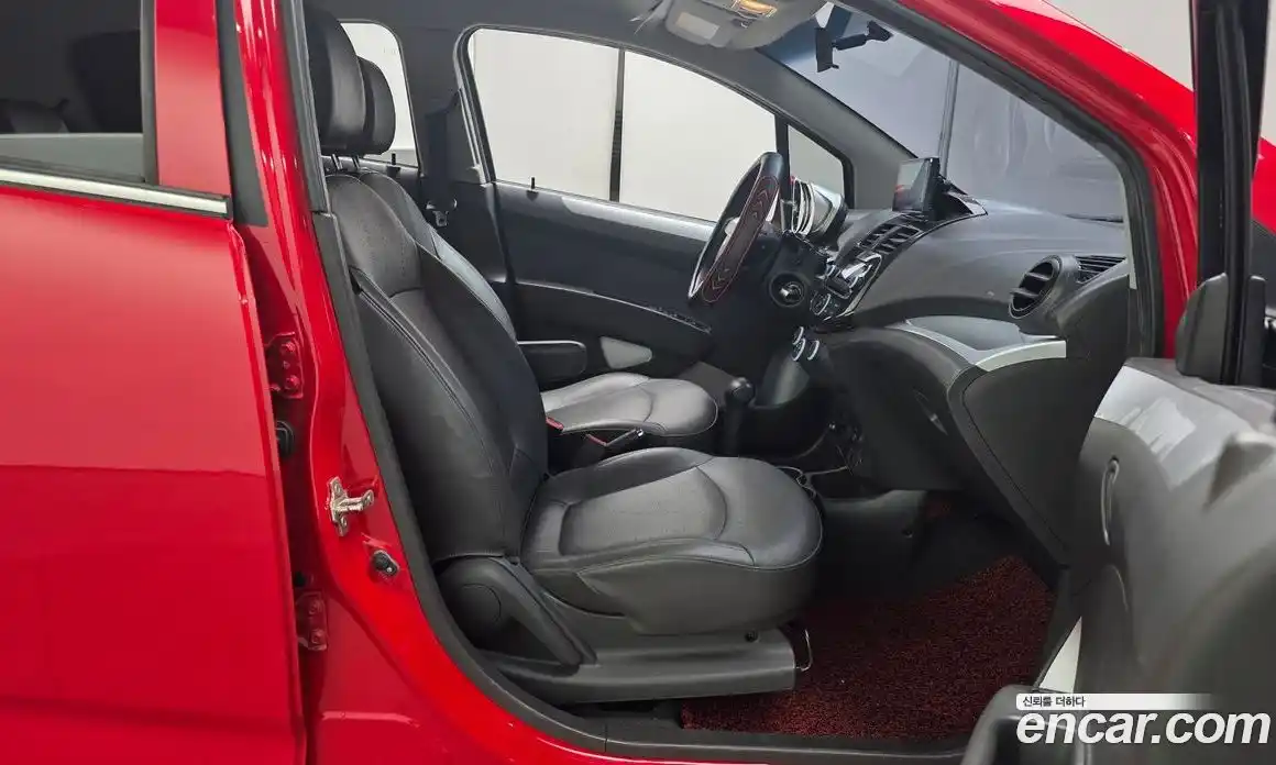 Chevrolet Spark 2014 1.0 Автомат в Москве № 97354, фото 17