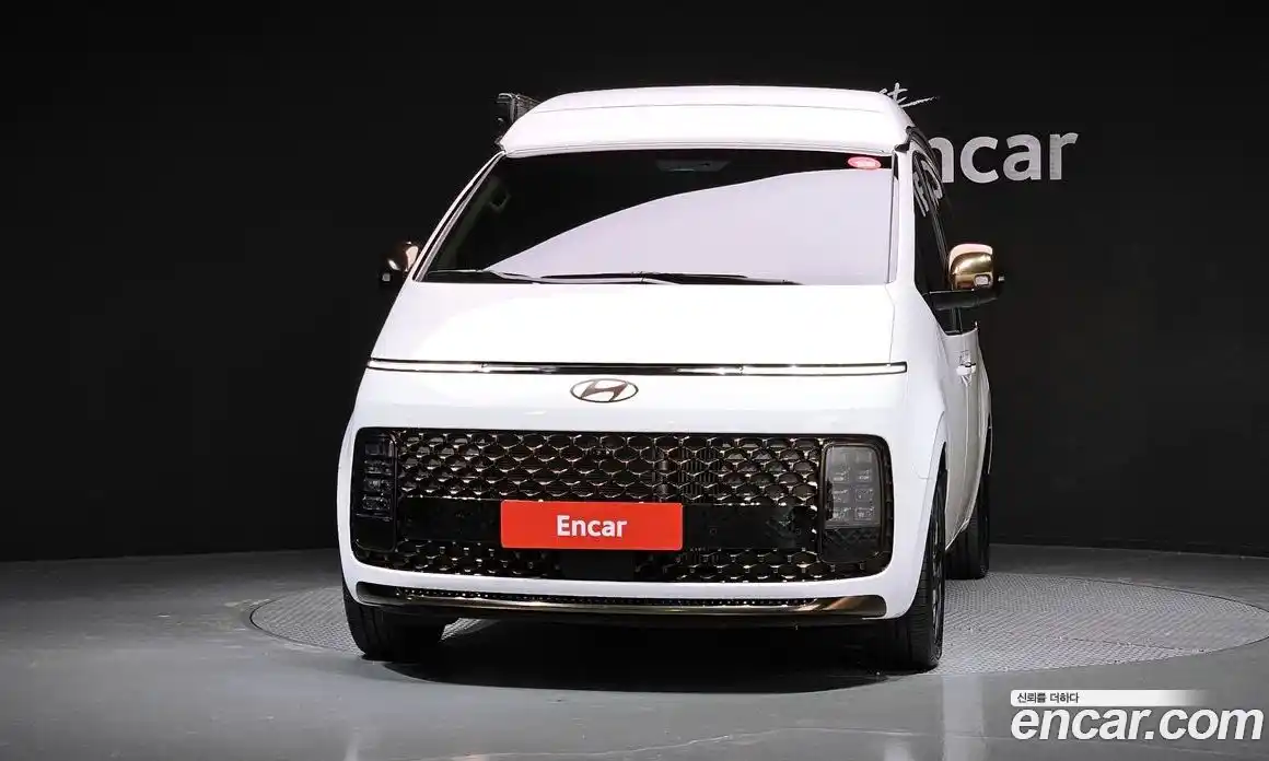 Hyundai Staria 2025 2.2 Автомат в Москве № 10159, фото 3