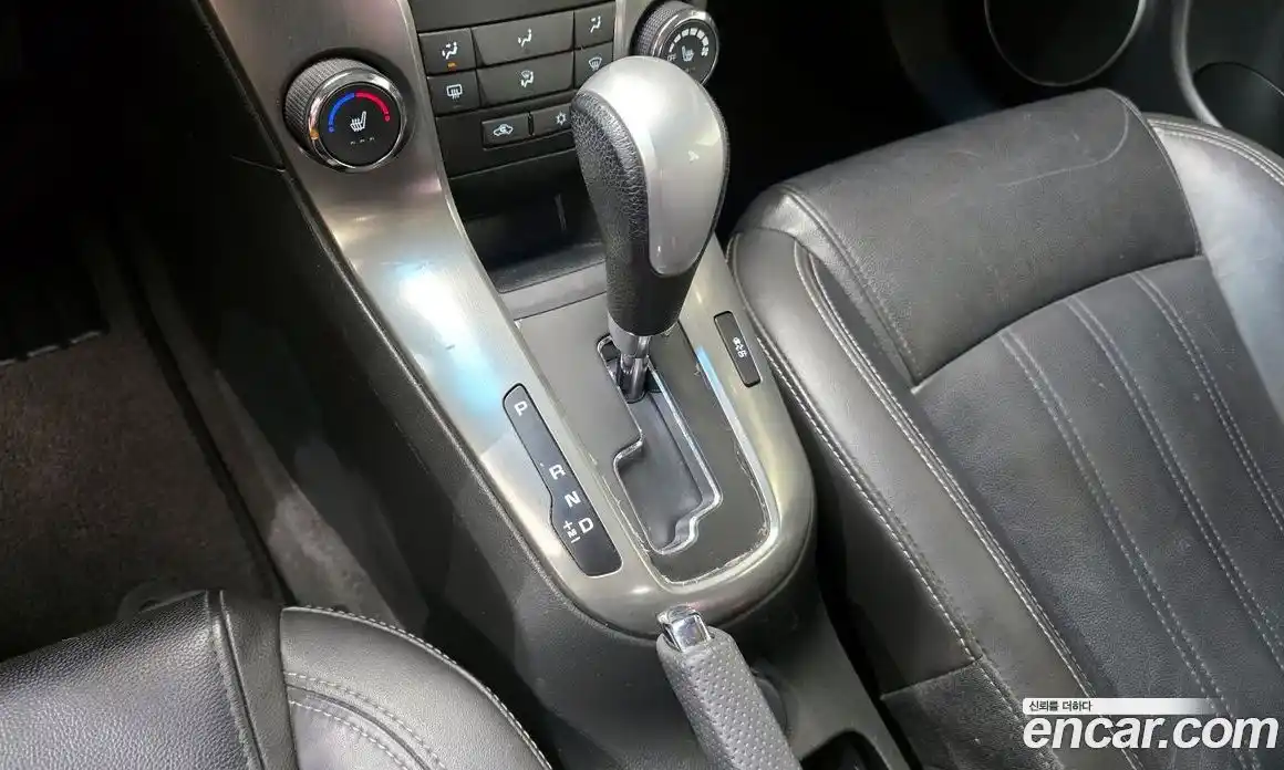 Chevrolet Cruze 2013 1.8 Автомат в Москве № 105679, фото 15