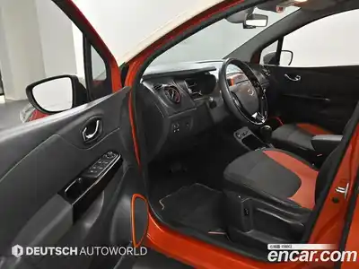 Renault QM3 2014 1.5 Автомат в Москве № 107129, миниатюра 11