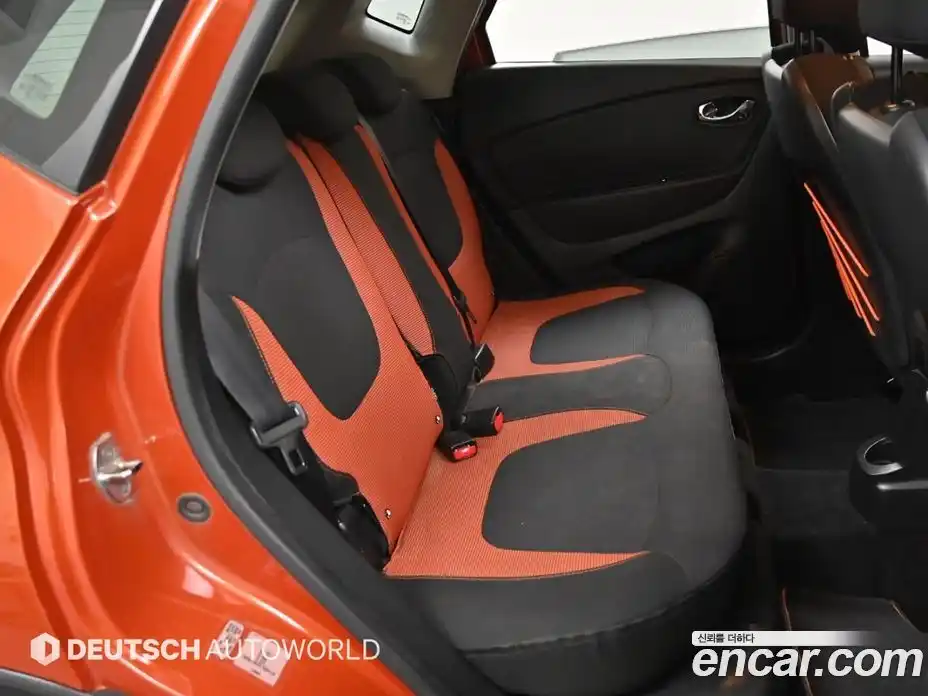 Renault QM3 2014 1.5 Автомат в Москве № 107129, фото 12