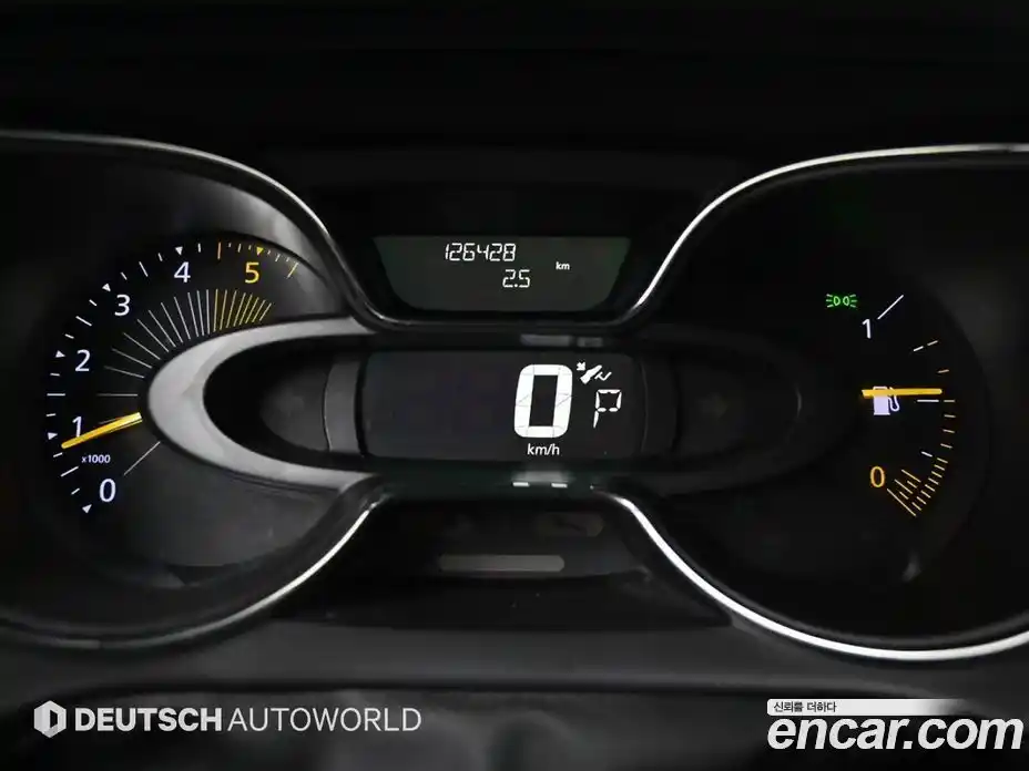 Renault QM3 2014 1.5 Автомат в Москве № 107129, фото 8