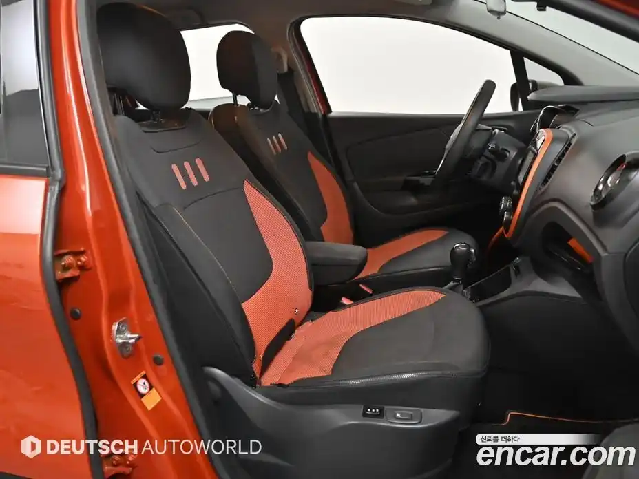 Renault QM3 2014 1.5 Автомат в Москве № 107129, фото 10