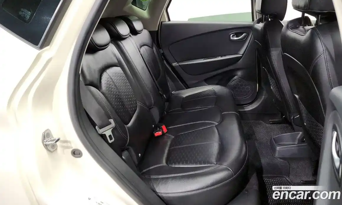 Renault QM3 2018 1.5 Автомат в Москве № 107477, фото 12