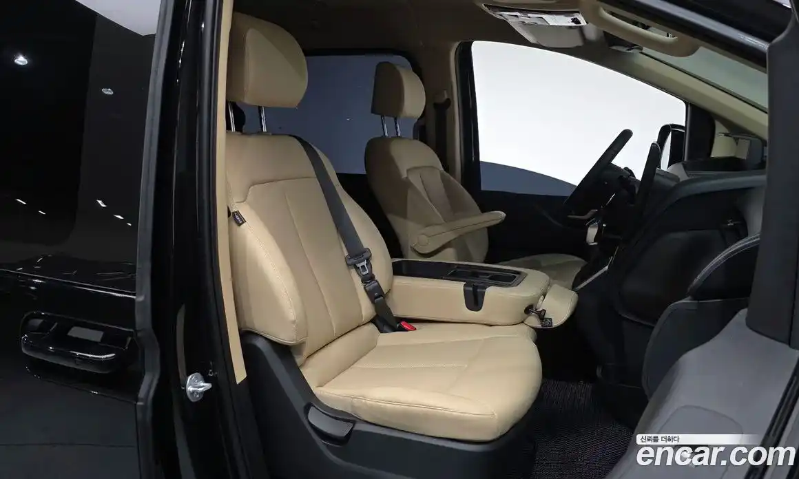 Hyundai Staria 2025 2.2 Автомат в Москве № 109101, фото 11