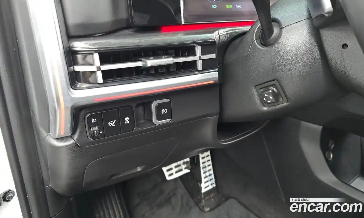 Hyundai Santa Fe 2024 1.6 Автомат в Москве № 109202, фото 19