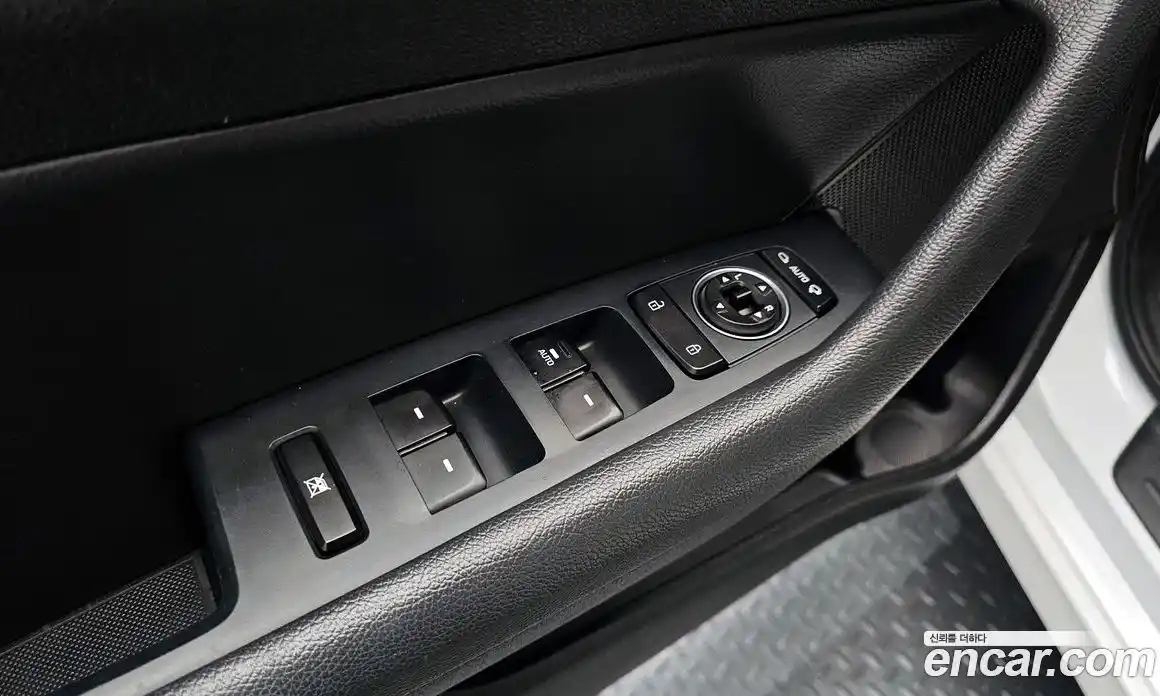 Hyundai Sonata 2019 2.0 Автомат в Москве № 111339, фото 10